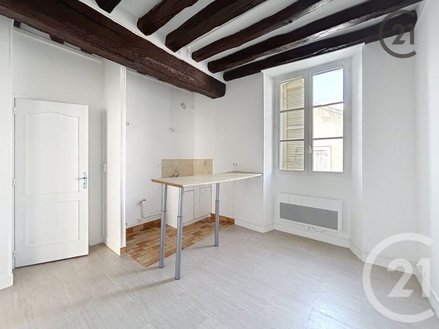 Appartement F1 bis à vendre - 2 pièces - 28.67 m2 - MONTEREAU FAULT YONNE - 77 - ILE-DE-FRANCE - Century 21 Martinot Immobilier