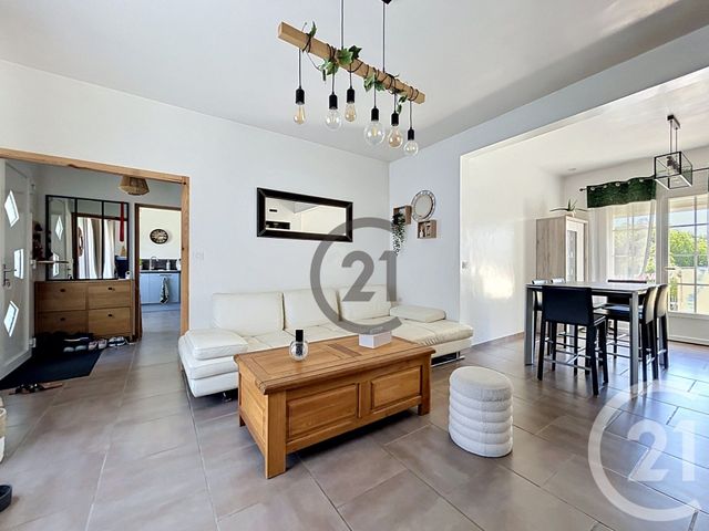maison à vendre - 5 pièces - 110.43 m2 - LA GRANDE PAROISSE - 77 - ILE-DE-FRANCE - Century 21 Martinot Immobilier
