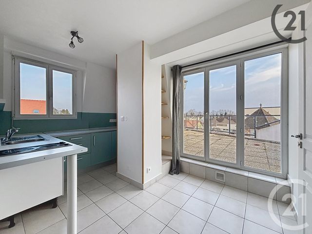 Appartement F1 à louer - 1 pièce - 27.0 m2 - MONTEREAU FAULT YONNE - 77 - ILE-DE-FRANCE - Century 21 Martinot Immobilier