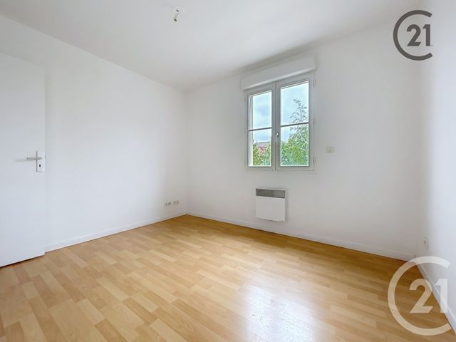 maison à vendre - 4 pièces - 89.15 m2 - MONTEREAU FAULT YONNE - 77 - ILE-DE-FRANCE - Century 21 Martinot Immobilier