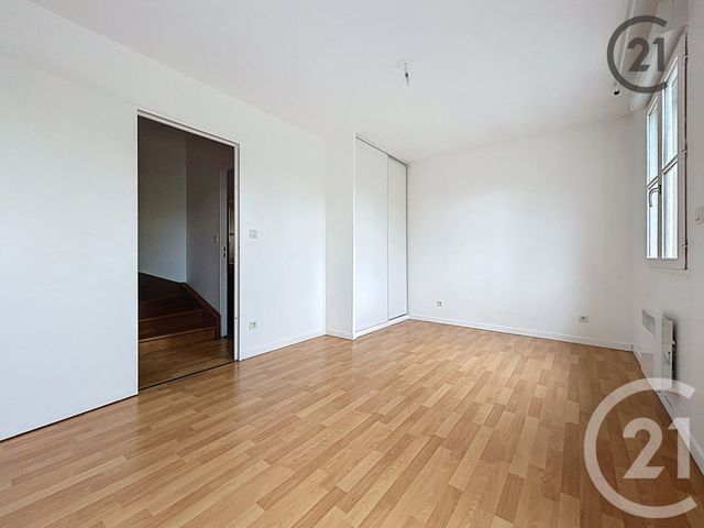 maison à vendre - 4 pièces - 89.15 m2 - MONTEREAU FAULT YONNE - 77 - ILE-DE-FRANCE - Century 21 Martinot Immobilier