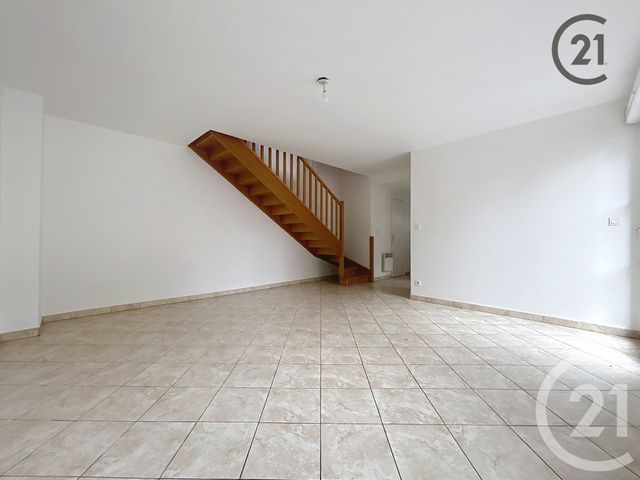 maison à vendre - 4 pièces - 89.15 m2 - MONTEREAU FAULT YONNE - 77 - ILE-DE-FRANCE - Century 21 Martinot Immobilier