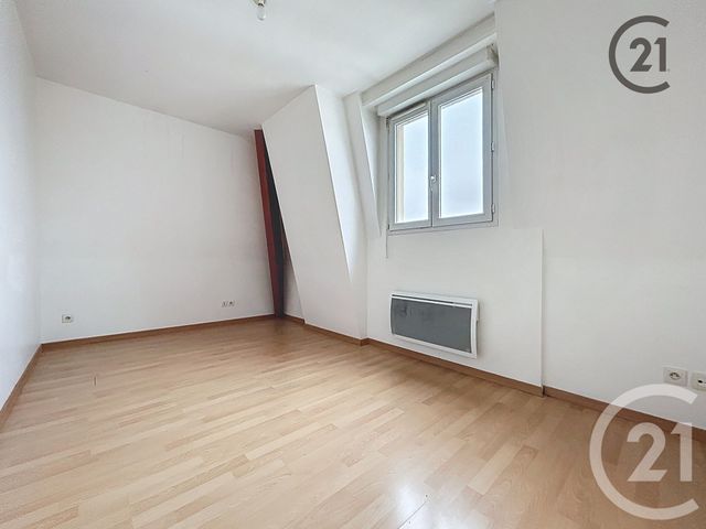 Appartement F3 à vendre - 3 pièces - 63.31 m2 - MONTEREAU FAULT YONNE - 77 - ILE-DE-FRANCE - Century 21 Martinot Immobilier