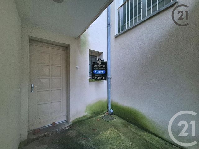 Appartement Studio à louer - 1 pièce - 21.24 m2 - MONTEREAU FAULT YONNE - 77 - ILE-DE-FRANCE - Century 21 Martinot Immobilier