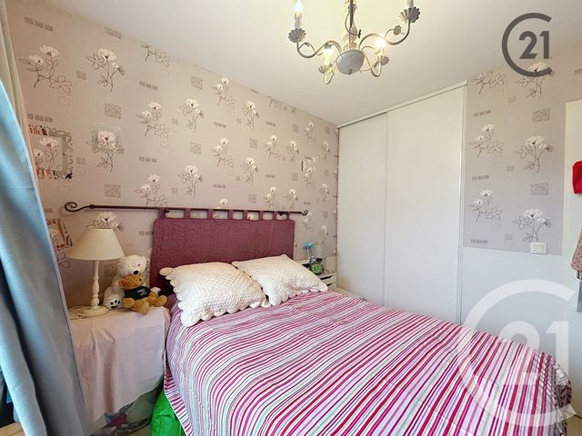 Appartement F2 à vendre - 2 pièces - 41.33 m2 - MONTEREAU FAULT YONNE - 77 - ILE-DE-FRANCE - Century 21 Martinot Immobilier