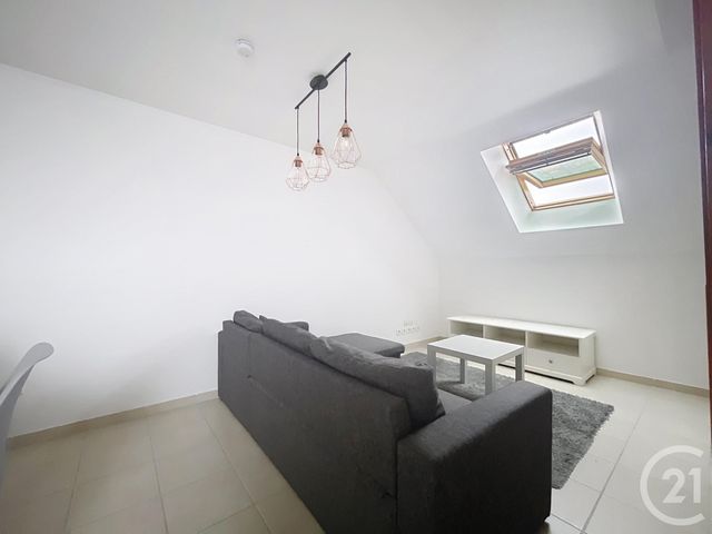 Appartement F2 à vendre - 2 pièces - 38.83 m2 - MONTEREAU FAULT YONNE - 77 - ILE-DE-FRANCE - Century 21 Martinot Immobilier