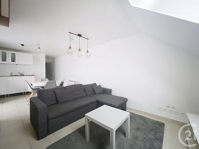 Appartement F2 à vendre - 2 pièces - 38.83 m2 - MONTEREAU FAULT YONNE - 77 - ILE-DE-FRANCE - Century 21 Martinot Immobilier