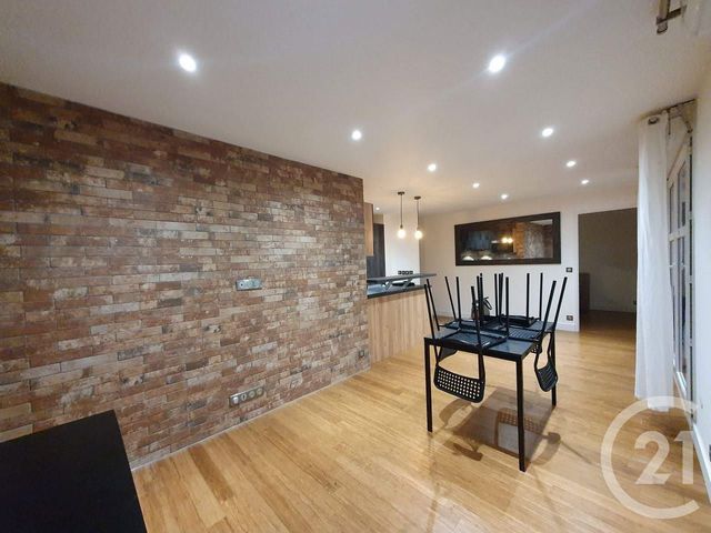 Appartement F2 à louer - 2 pièces - 41.0 m2 - MONTEREAU FAULT YONNE - 77 - ILE-DE-FRANCE - Century 21 Martinot Immobilier