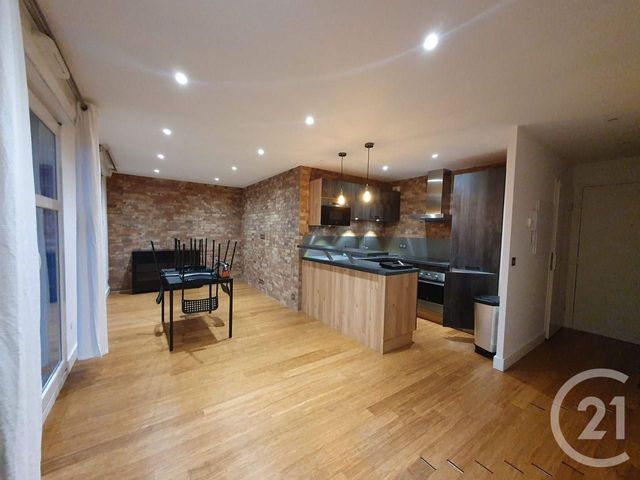 Appartement F2 à louer - 2 pièces - 41.0 m2 - MONTEREAU FAULT YONNE - 77 - ILE-DE-FRANCE - Century 21 Martinot Immobilier