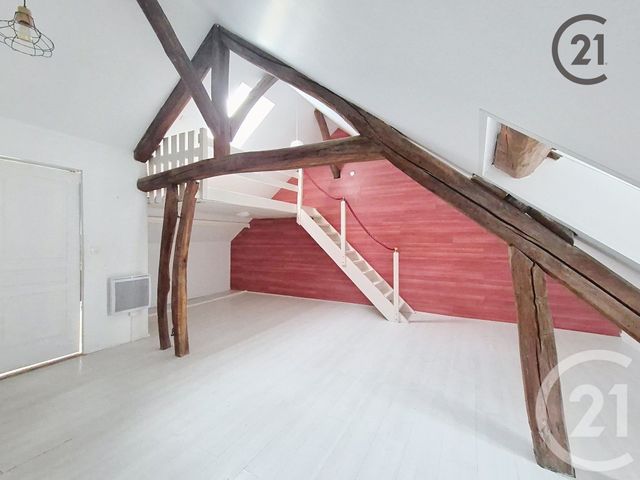 Appartement F2 à louer - 2 pièces - 48.93 m2 - MONTEREAU FAULT YONNE - 77 - ILE-DE-FRANCE - Century 21 Martinot Immobilier