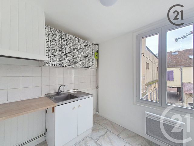 Appartement F1 à louer - 1 pièce - 23.0 m2 - MONTEREAU FAULT YONNE - 77 - ILE-DE-FRANCE - Century 21 Martinot Immobilier