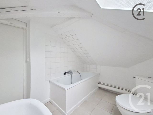 Appartement F1 à louer - 1 pièce - 16.35 m2 - MONTEREAU FAULT YONNE - 77 - ILE-DE-FRANCE - Century 21 Martinot Immobilier