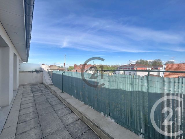 Appartement F3 à vendre - 3 pièces - 56.02 m2 - MONTEREAU FAULT YONNE - 77 - ILE-DE-FRANCE - Century 21 Martinot Immobilier