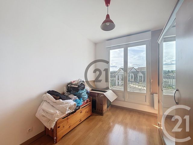 Appartement F3 à vendre - 3 pièces - 56.02 m2 - MONTEREAU FAULT YONNE - 77 - ILE-DE-FRANCE - Century 21 Martinot Immobilier