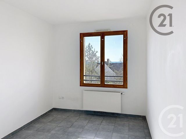 maison à louer - 4 pièces - 89.16 m2 - MONTEREAU FAULT YONNE - 77 - ILE-DE-FRANCE - Century 21 Martinot Immobilier