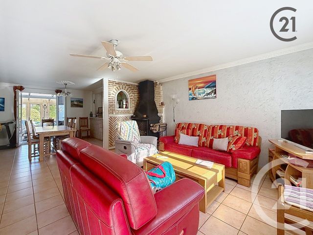 maison à vendre - 3 pièces - 73.64 m2 - VILLENEUVE LA GUYARD - 89 - BOURGOGNE - Century 21 Martinot Immobilier