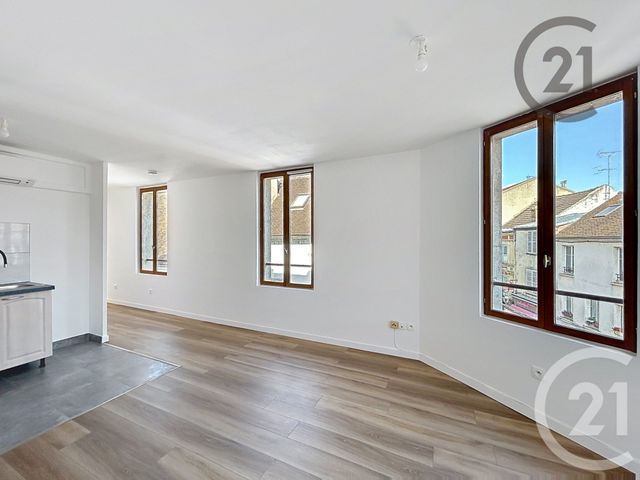 Appartement F3 à louer - 3 pièces - 46.0 m2 - MONTEREAU FAULT YONNE - 77 - ILE-DE-FRANCE - Century 21 Martinot Immobilier