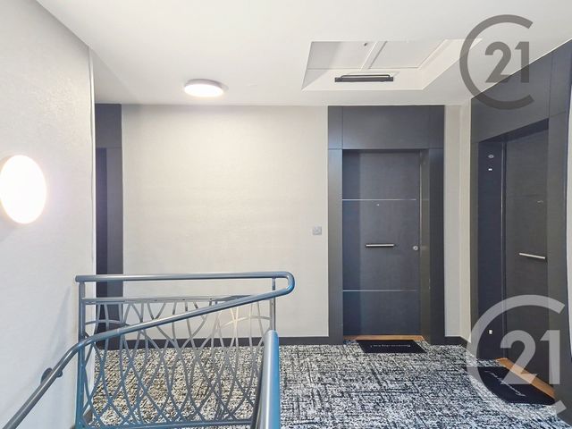 Appartement F2 à louer - 2 pièces - 42.5 m2 - CANNES ECLUSE - 77 - ILE-DE-FRANCE - Century 21 Martinot Immobilier