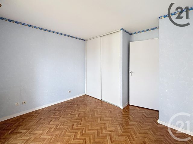 Appartement F2 à louer - 2 pièces - 61.3 m2 - MONTEREAU FAULT YONNE - 77 - ILE-DE-FRANCE - Century 21 Martinot Immobilier