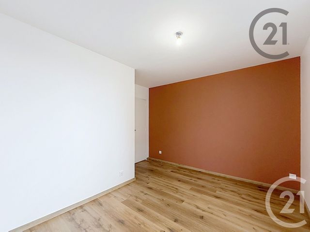 Appartement F3 à louer - 3 pièces - 48.26 m2 - MONTEREAU FAULT YONNE - 77 - ILE-DE-FRANCE - Century 21 Martinot Immobilier