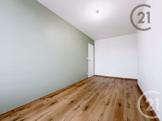 Appartement F3 à louer - 3 pièces - 48.26 m2 - MONTEREAU FAULT YONNE - 77 - ILE-DE-FRANCE - Century 21 Martinot Immobilier