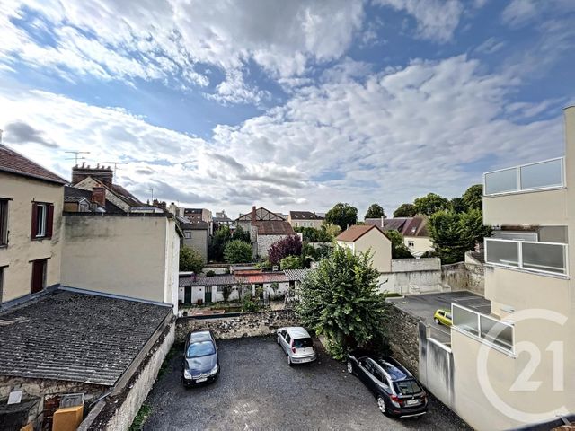 Appartement F2 à louer - 2 pièces - 42.0 m2 - MONTEREAU FAULT YONNE - 77 - ILE-DE-FRANCE - Century 21 Martinot Immobilier