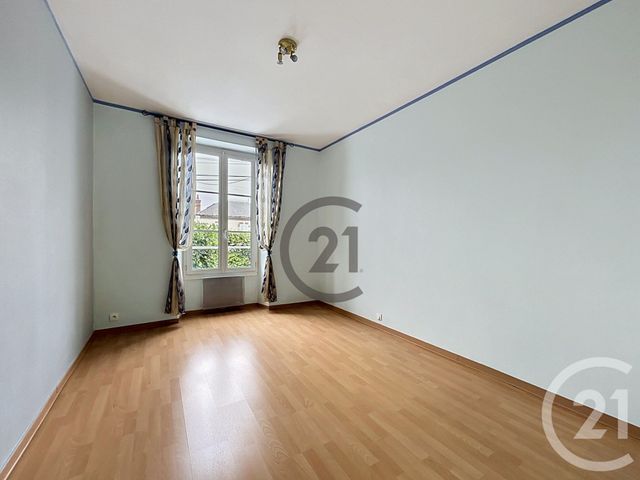 Appartement F2 bis à vendre - 3 pièces - 48.78 m2 - MONTEREAU FAULT YONNE - 77 - ILE-DE-FRANCE - Century 21 Martinot Immobilier