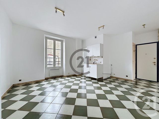 Appartement F2 bis à vendre - 3 pièces - 48.78 m2 - MONTEREAU FAULT YONNE - 77 - ILE-DE-FRANCE - Century 21 Martinot Immobilier