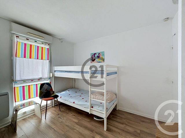 Appartement F3 à vendre - 3 pièces - 64.0 m2 - MONTEREAU FAULT YONNE - 77 - ILE-DE-FRANCE - Century 21 Martinot Immobilier