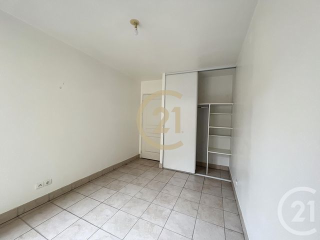 Appartement F2 à louer - 2 pièces - 45.26 m2 - MONTEREAU FAULT YONNE - 77 - ILE-DE-FRANCE - Century 21 Martinot Immobilier