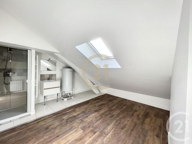 Appartement F2 à louer - 2 pièces - 24.56 m2 - MONTEREAU FAULT YONNE - 77 - ILE-DE-FRANCE - Century 21 Martinot Immobilier