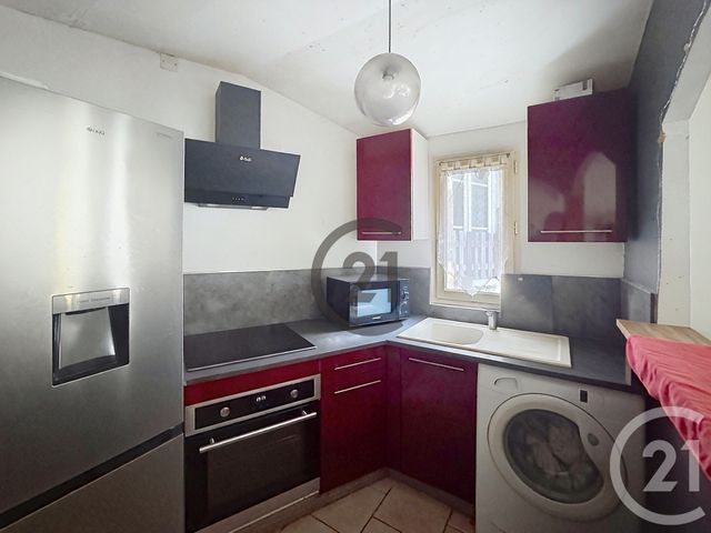 Appartement F2 à vendre - 2 pièces - 44.0 m2 - MONTEREAU FAULT YONNE - 77 - ILE-DE-FRANCE - Century 21 Martinot Immobilier