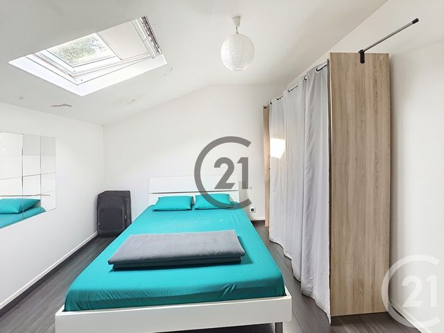 Appartement F2 à vendre - 2 pièces - 44.0 m2 - MONTEREAU FAULT YONNE - 77 - ILE-DE-FRANCE - Century 21 Martinot Immobilier