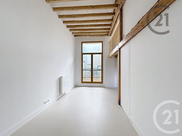 Appartement Duplex à louer - 2 pièces - 76.68 m2 - MONTEREAU FAULT YONNE - 77 - ILE-DE-FRANCE - Century 21 Martinot Immobilier