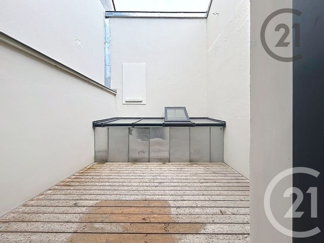 Appartement Duplex à louer - 2 pièces - 76.68 m2 - MONTEREAU FAULT YONNE - 77 - ILE-DE-FRANCE - Century 21 Martinot Immobilier