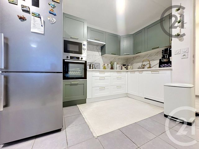 Appartement F3 à vendre - 3 pièces - 57.0 m2 - MONTEREAU FAULT YONNE - 77 - ILE-DE-FRANCE - Century 21 Martinot Immobilier