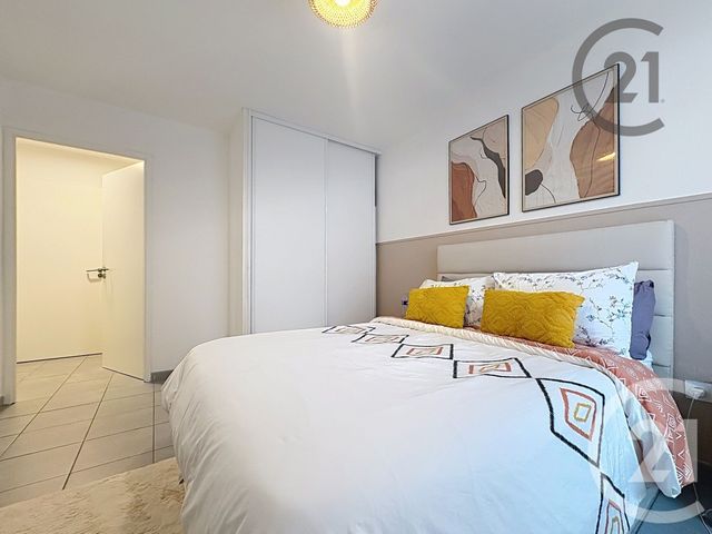 Appartement F3 à vendre - 3 pièces - 57.0 m2 - MONTEREAU FAULT YONNE - 77 - ILE-DE-FRANCE - Century 21 Martinot Immobilier