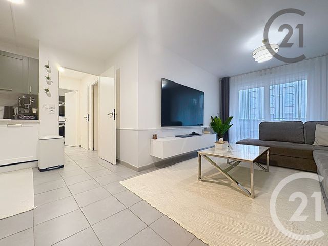 Appartement F3 à vendre - 3 pièces - 57.0 m2 - MONTEREAU FAULT YONNE - 77 - ILE-DE-FRANCE - Century 21 Martinot Immobilier
