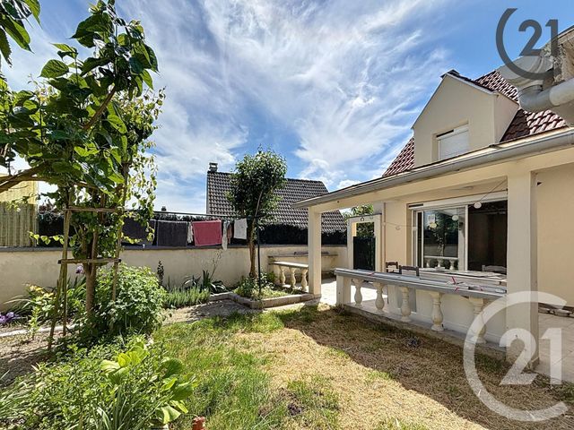 maison à louer - 4 pièces - 91.78 m2 - MONTEREAU FAULT YONNE - 77 - ILE-DE-FRANCE - Century 21 Martinot Immobilier