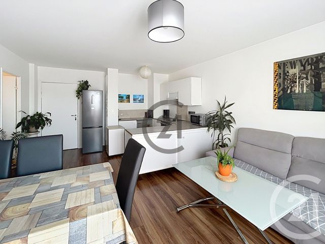 Appartement F3 à vendre - 3 pièces - 58.56 m2 - MONTEREAU FAULT YONNE - 77 - ILE-DE-FRANCE - Century 21 Martinot Immobilier