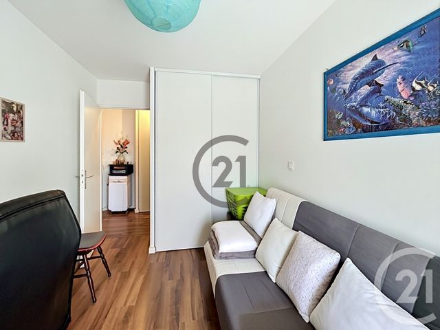 Appartement F3 à vendre - 3 pièces - 58.56 m2 - MONTEREAU FAULT YONNE - 77 - ILE-DE-FRANCE - Century 21 Martinot Immobilier