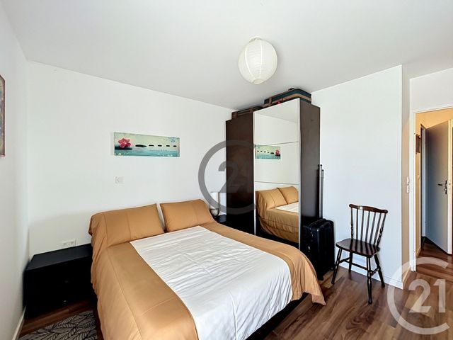 Appartement F3 à vendre - 3 pièces - 58.56 m2 - MONTEREAU FAULT YONNE - 77 - ILE-DE-FRANCE - Century 21 Martinot Immobilier