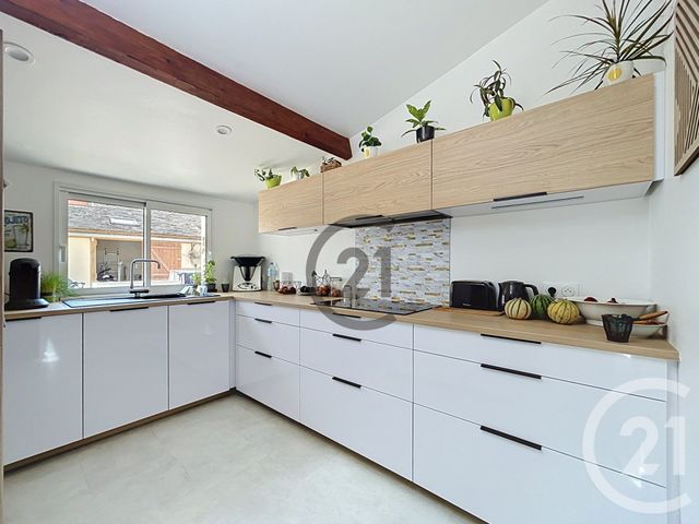 maison à vendre - 5 pièces - 141.76 m2 - VILLEBLEVIN - 89 - BOURGOGNE - Century 21 Martinot Immobilier