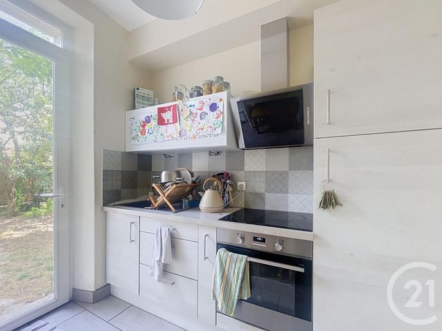 Appartement F3 à vendre - 3 pièces - 56.76 m2 - MONTEREAU FAULT YONNE - 77 - ILE-DE-FRANCE - Century 21 Martinot Immobilier