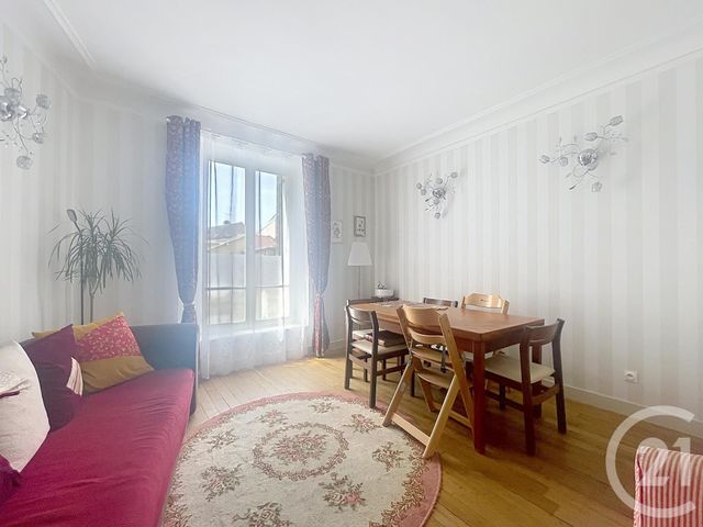 Appartement F3 à vendre - 3 pièces - 56.76 m2 - MONTEREAU FAULT YONNE - 77 - ILE-DE-FRANCE - Century 21 Martinot Immobilier