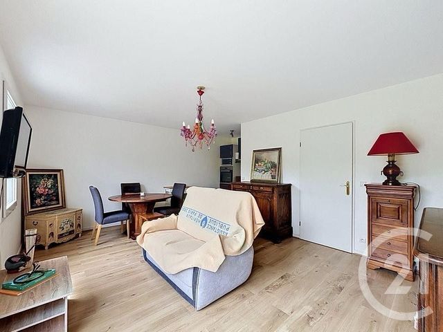 Appartement F2 à vendre - 2 pièces - 45.68 m2 - MONTEREAU FAULT YONNE - 77 - ILE-DE-FRANCE - Century 21 Martinot Immobilier