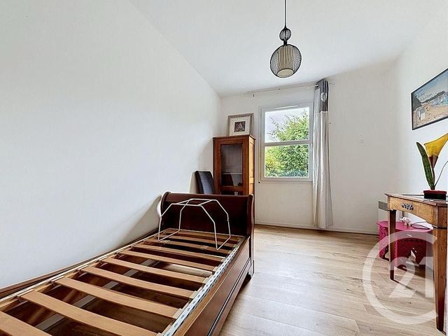 Appartement F2 à vendre - 2 pièces - 45.68 m2 - MONTEREAU FAULT YONNE - 77 - ILE-DE-FRANCE - Century 21 Martinot Immobilier