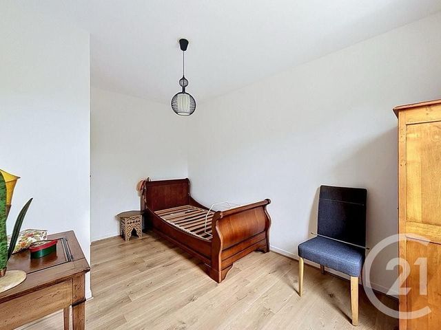 Appartement F2 à vendre - 2 pièces - 45.68 m2 - MONTEREAU FAULT YONNE - 77 - ILE-DE-FRANCE - Century 21 Martinot Immobilier