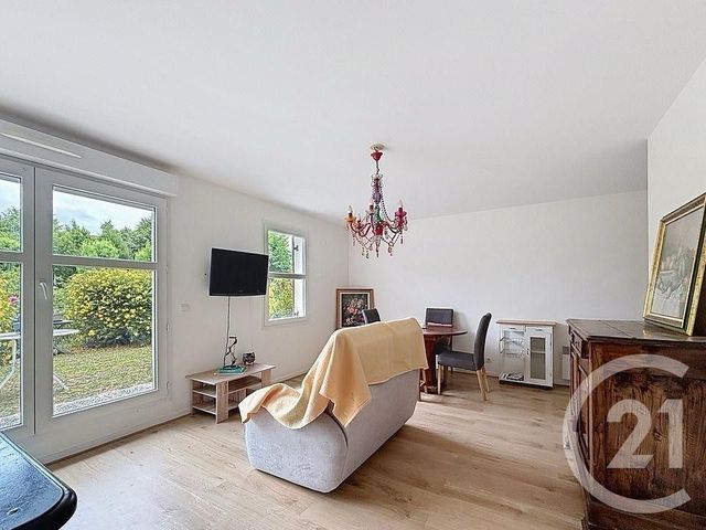 Appartement F2 à vendre - 2 pièces - 45.68 m2 - MONTEREAU FAULT YONNE - 77 - ILE-DE-FRANCE - Century 21 Martinot Immobilier