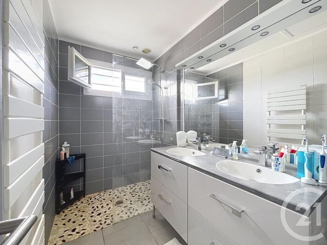maison à vendre - 5 pièces - 119.29 m2 - CANNES ECLUSE - 77 - ILE-DE-FRANCE - Century 21 Martinot Immobilier